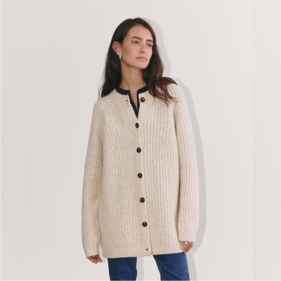 Everlane Sweaters - Everlane Fisherman cardigan in cloud- heathered oat sz M NWOT